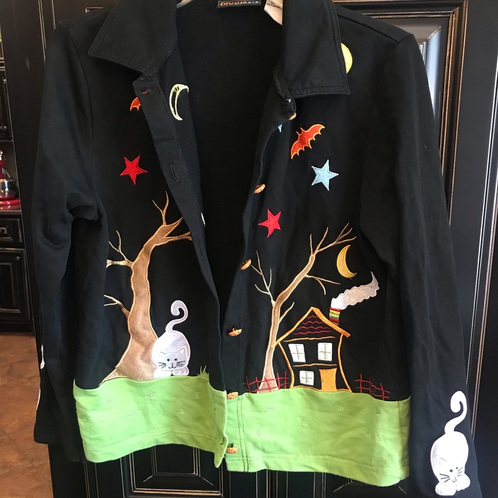 Onque Casuals Halloween Top/cardigan Size medium
